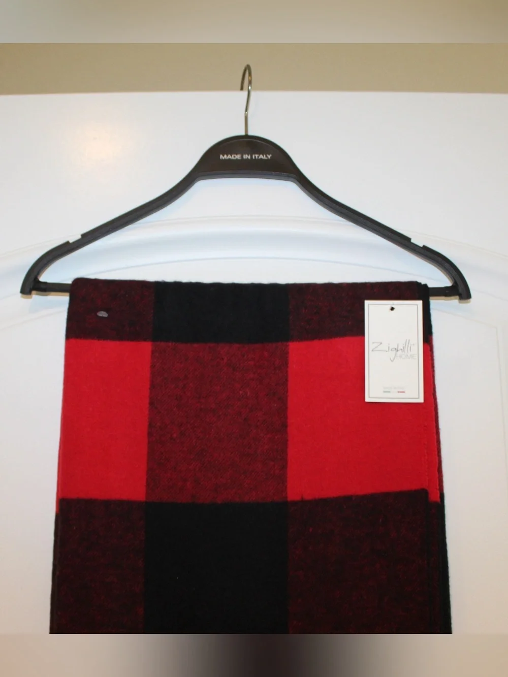 Buffalo plaid throw (NWT)